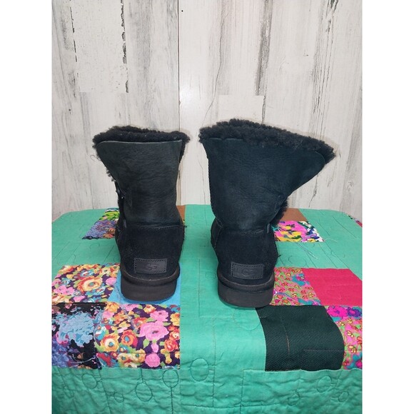 UGG Bailey Button Women Size 8 39 Black Suede Shearling Flat Short Boots… - Picture 6 of 9